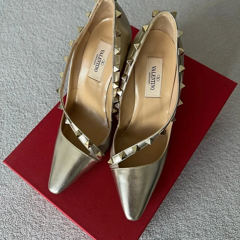 Valentino Women’s Rockstud D’Orsay Cross Strap Gold Metallic High Heels 35.5 New